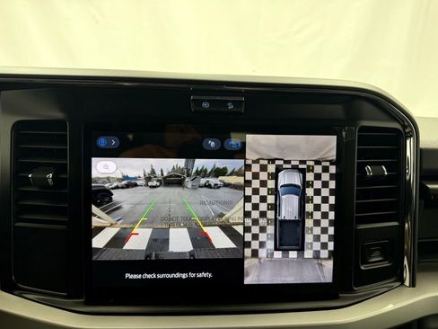 New 2026 Ford F250 XLT w/ XLT Premium Package image 37