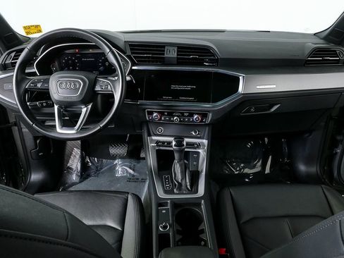 Used 2024 Audi Q3 2.0T Premium w/ Convenience Package image 17