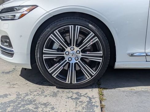 Certified 2023 Volvo S90 B6 Ultimate w/ Protection Package Premier AWD/4WD image 10