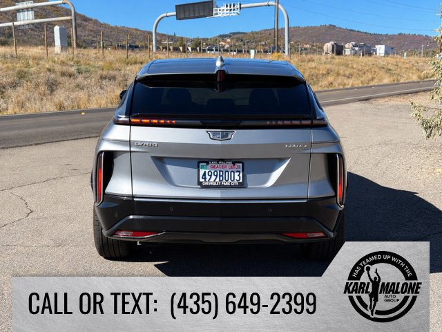 Used 2024 Cadillac Lyriq Luxury AWD/4WD image 4