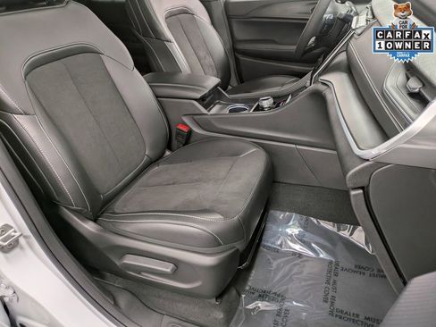 Used 2024 Jeep Grand Cherokee Altitude image 29