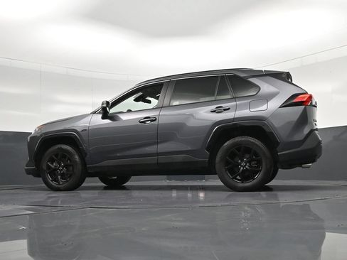 Used 2021 Toyota RAV4 XLE FWD image 35