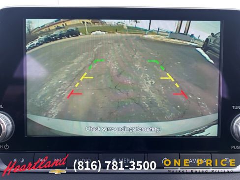 Used 2024 Nissan Sentra SV image 29