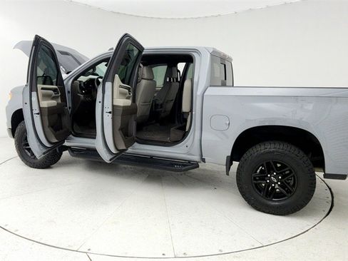 Certified 2024 Chevrolet Silverado 1500 LT Trail Boss w/ Convenience Package II image 11