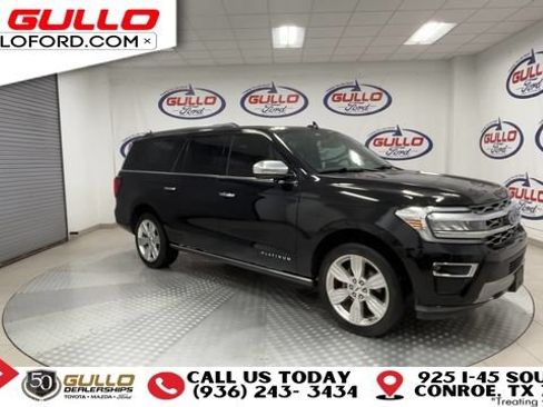 Used 2024 Ford Expedition Max Platinum AWD/4WD image 2