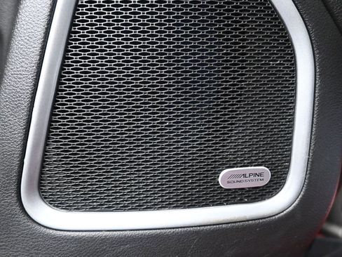 Used 2025 Jeep Compass Latitude w/ Sun & Sound Group image 12