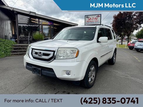 Used 2011 Honda Pilot Touring image 1