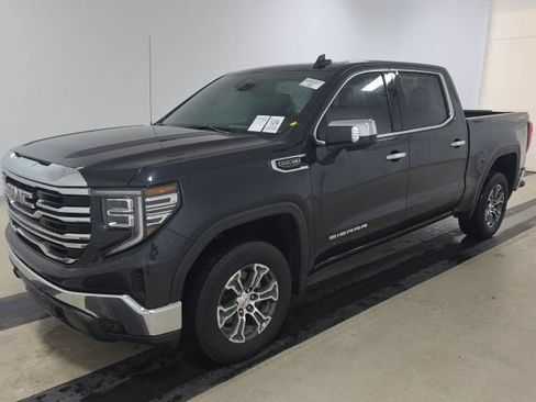 Used 2025 GMC Sierra 1500 SLT AWD/4WD image 2
