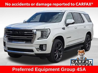 Used 2023 GMC Yukon SLT w/ SLT Luxury Package