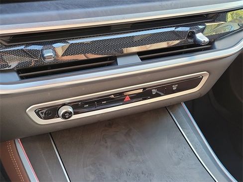 Used 2024 BMW X5 xDrive40i w/ Parking Assistance Package image 20