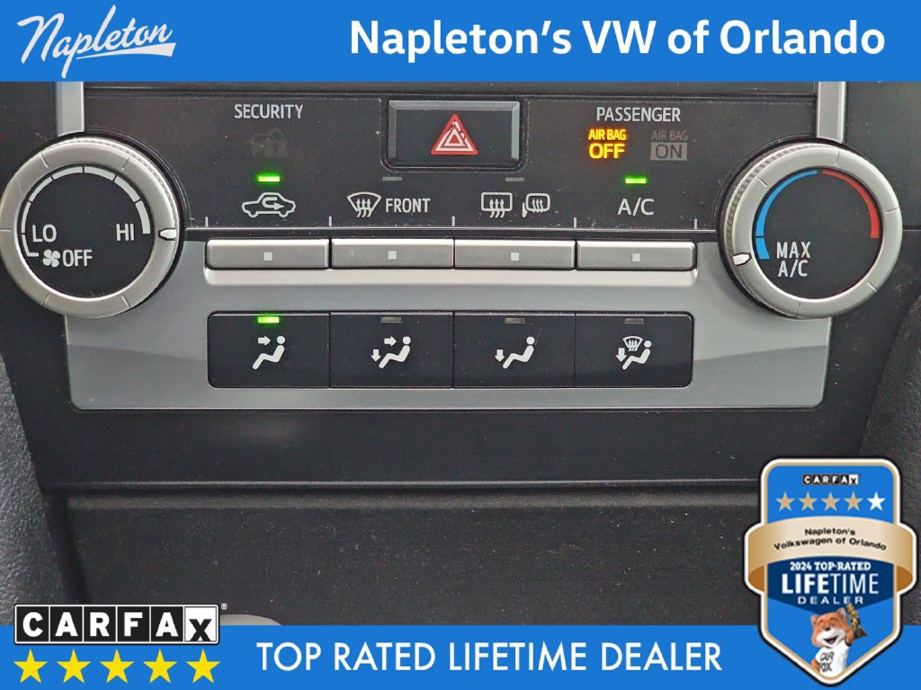 Used 2012 Toyota Camry SE FWD image 16