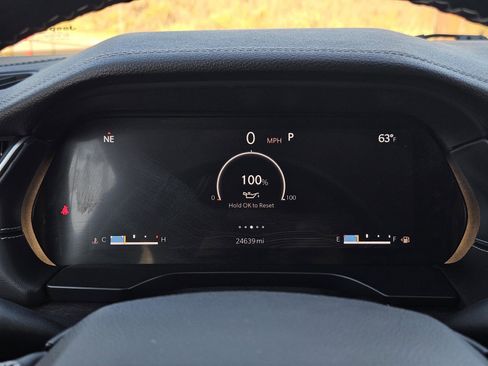 Used 2022 Jeep Grand Cherokee Limited image 17