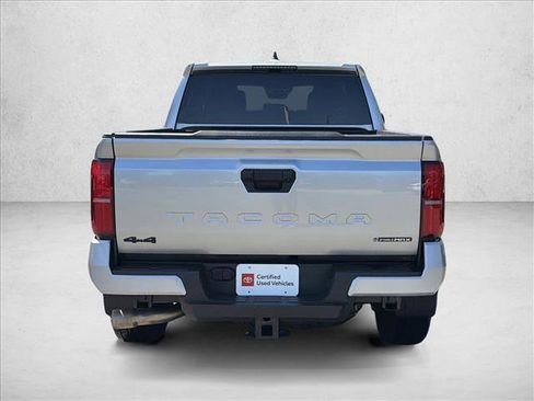 Used 2025 Toyota Tacoma TRD Off-Road AWD/4WD image 6