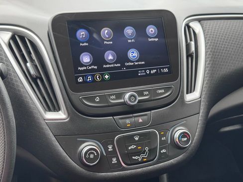 Used 2025 Chevrolet Malibu LS FWD image 29