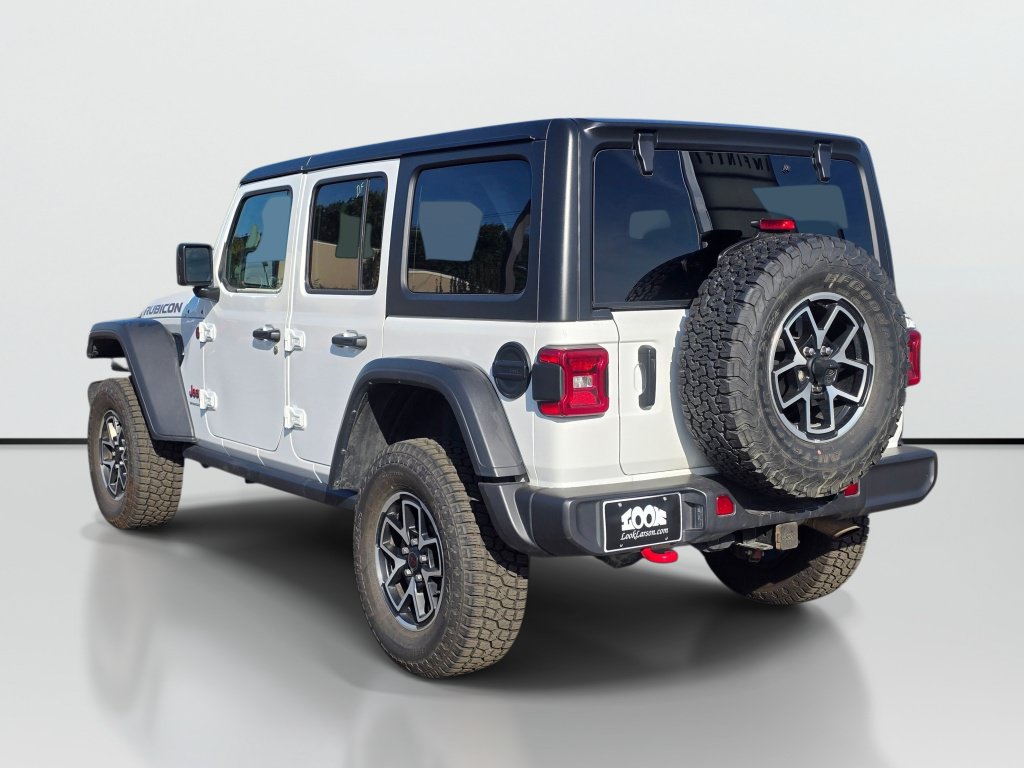 Used 2025 Jeep Wrangler Unlimited Rubicon AWD/4WD image 3