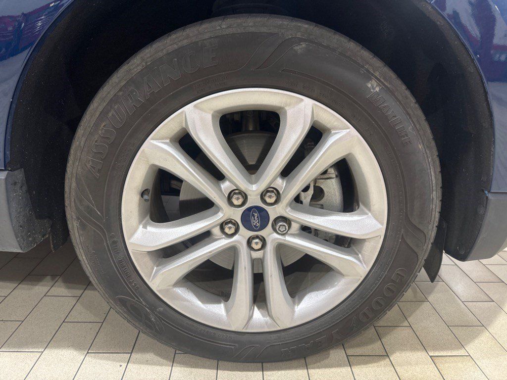 Used 2020 Ford Edge SEL w/ Convenience Package FWD image 5