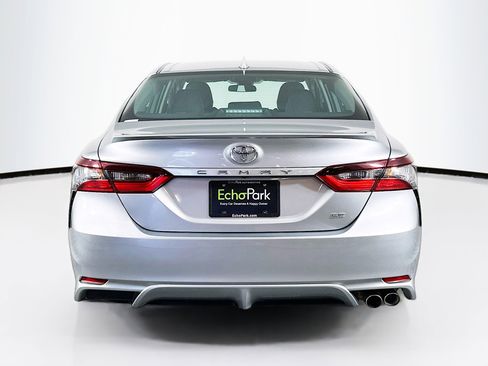 Used 2024 Toyota Camry SE FWD image 7