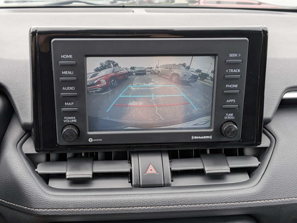 Used 2021 Toyota RAV4 LE FWD image 28