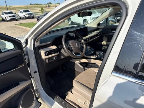 Used 2022 Lincoln Nautilus Reserve AWD/4WD image 20