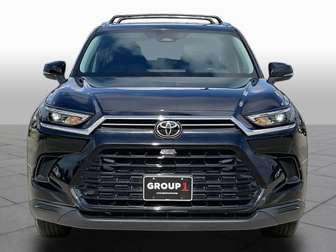 Used 2026 Toyota Grand Highlander AWD image 4