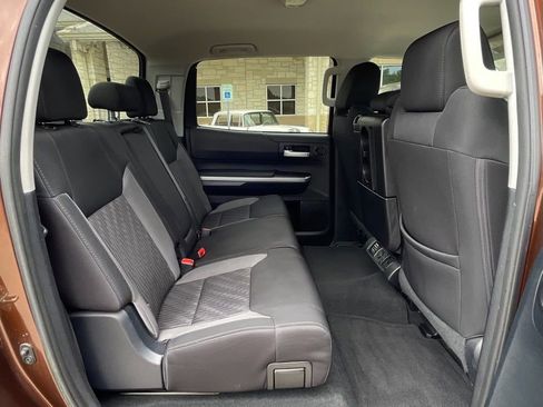 Used 2016 Toyota Tundra SR5 AWD/4WD image 31