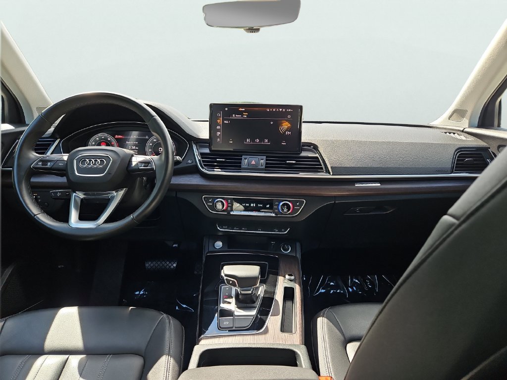 Certified 2024 Audi Q5 Premium AWD/4WD image 11