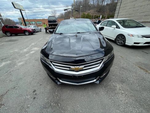Used 2014 Chevrolet Impala LT FWD image 2