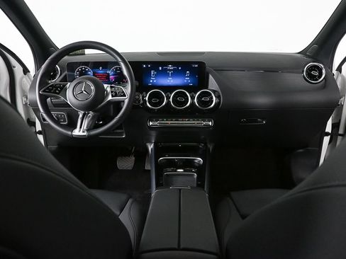 Certified 2026 Mercedes-Benz GLA 250 image 17
