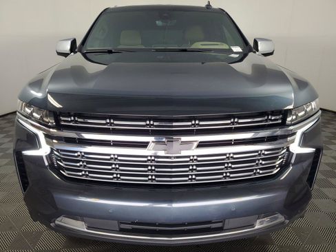 Used 2021 Chevrolet Tahoe Premier RWD image 2