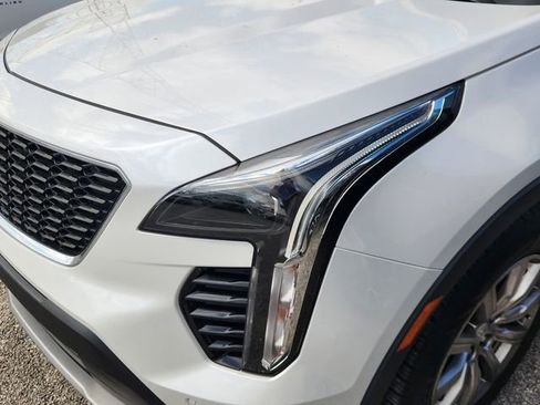 Used 2019 Cadillac XT4 Premium Luxury image 6