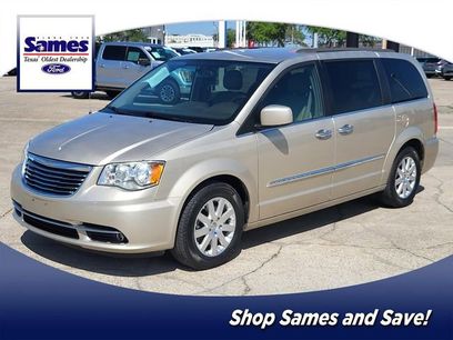 Used 2015 Chrysler Town & Country Touring w/ Driver Convenience Group