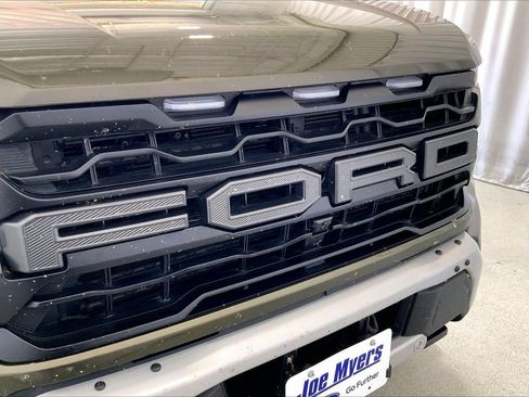 Used 2025 Ford F150 Raptor AWD/4WD image 5