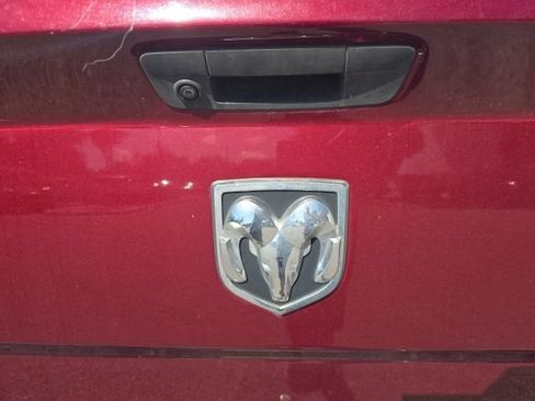 Used 2019 RAM 1500 Classic SLT RWD image 5