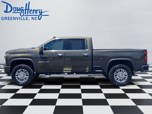Used 2023 Chevrolet Silverado 2500 High Country w/ Z71 Off-Road Package AWD/4WD image 2