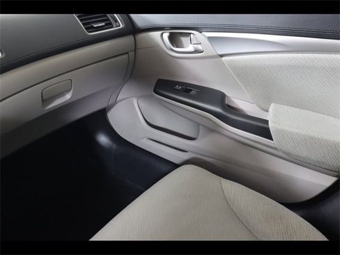 Used 2013 Honda Civic EX image 17
