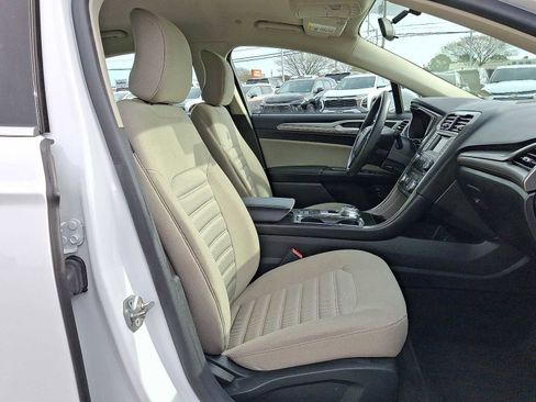 Used 2018 Ford Fusion S image 31