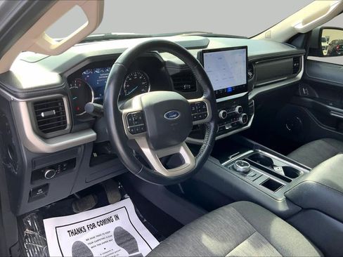 Certified 2022 Ford Expedition XLT RWD image 17