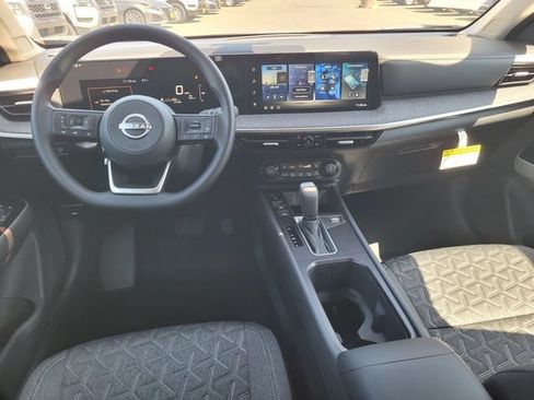 New 2026 Nissan Kicks SV w/ Cold Weather Package FWD image 8