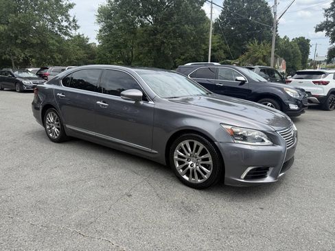 Used 2014 Lexus LS 460 L RWD image 4
