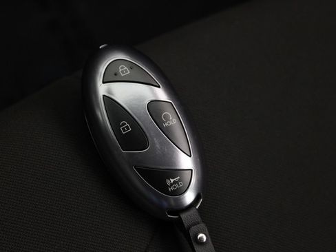 Certified 2026 Hyundai Elantra SEL FWD image 30