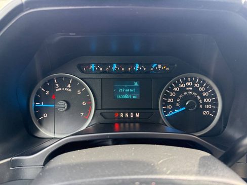 Used 2017 Ford F150 XLT AWD/4WD image 22