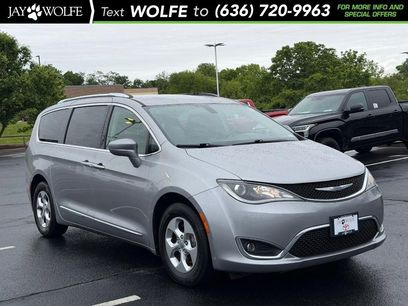 Used 2017 Chrysler Pacifica Touring-L Plus