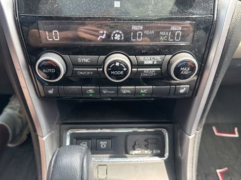 Used 2020 Subaru Ascent Limited w/ Technology Package AWD/4WD image 24