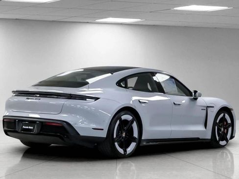 New 2025 Porsche Taycan GTS image 31
