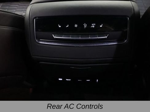 Used 2024 Cadillac Escalade ESV V w/ Heavy-Duty Trailer Package AWD/4WD image 44