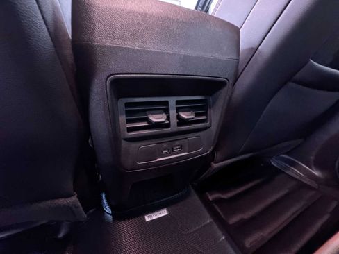 Used 2024 GMC Canyon AT4 w/ AT4 Premium Package image 40