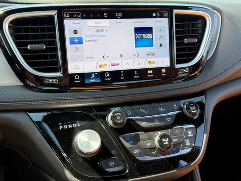 New 2026 Chrysler Pacifica Pinnacle AWD/4WD image 19