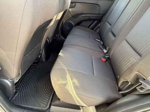 Used 2009 Kia Sportage LX image 12