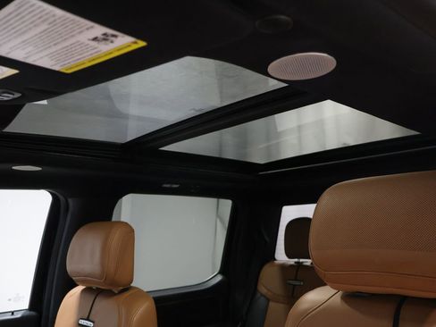 Used 2022 Ford F150 Platinum w/ Equipment Group 701A High image 12