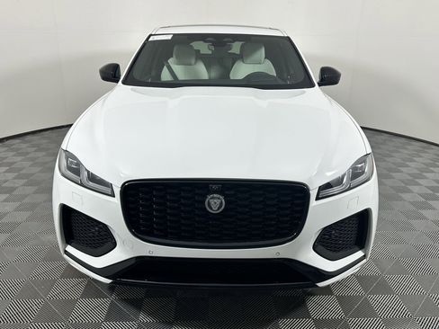 Used 2026 Jaguar F-PACE R-Dynamic S image 5